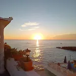 Casa Del Mare Apartment *